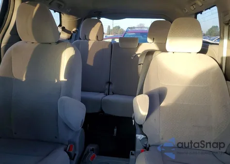 2017 Toyota Sienna Le из США, поврежденный, VIN 5TDKZ3DC3HS821719